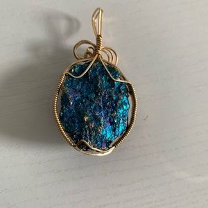 BEAUTIFUL PEACOCK ORE